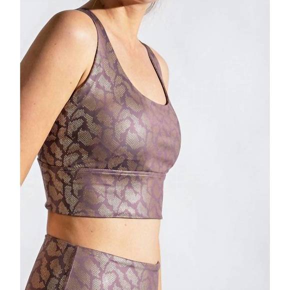 NEW RAE MODE criss cross sports bra in mauve camo - Picture 3 of 3